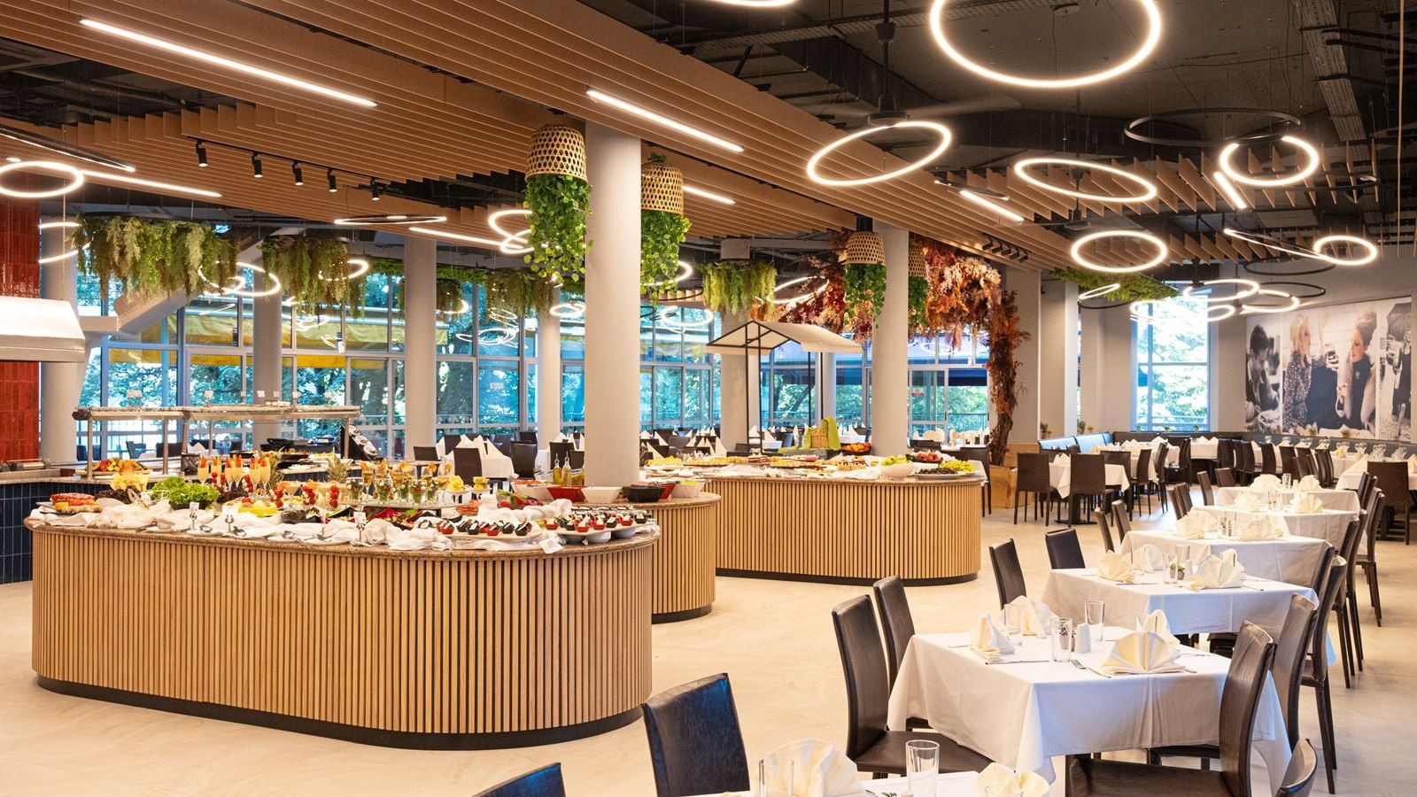 restaurants-main-restaurant