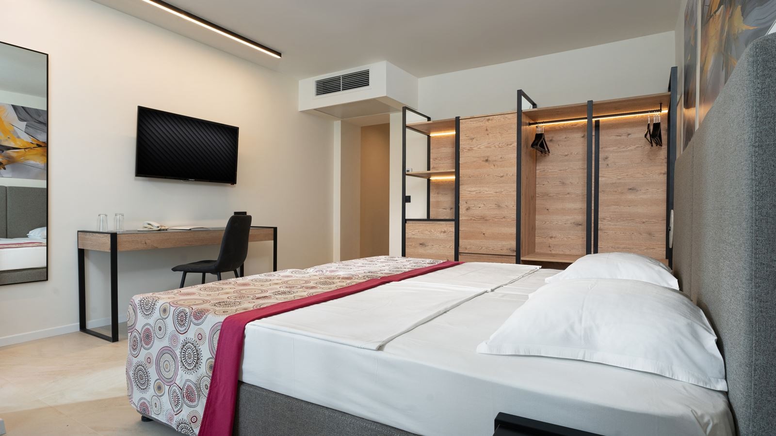 rooms-singleuse-standard-room-balcony