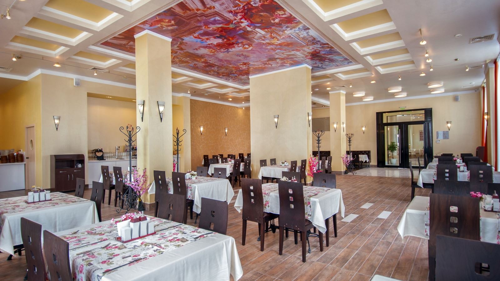 restaurants-main-restaurant