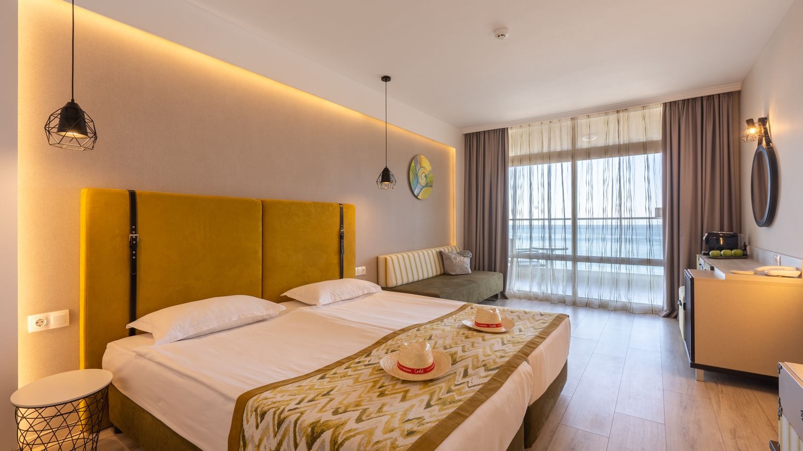 rooms-concept-double-room-sea-view