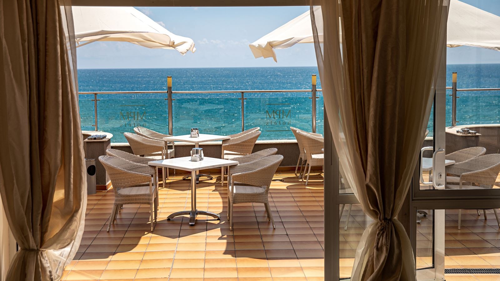 restaurants-main-restaurant