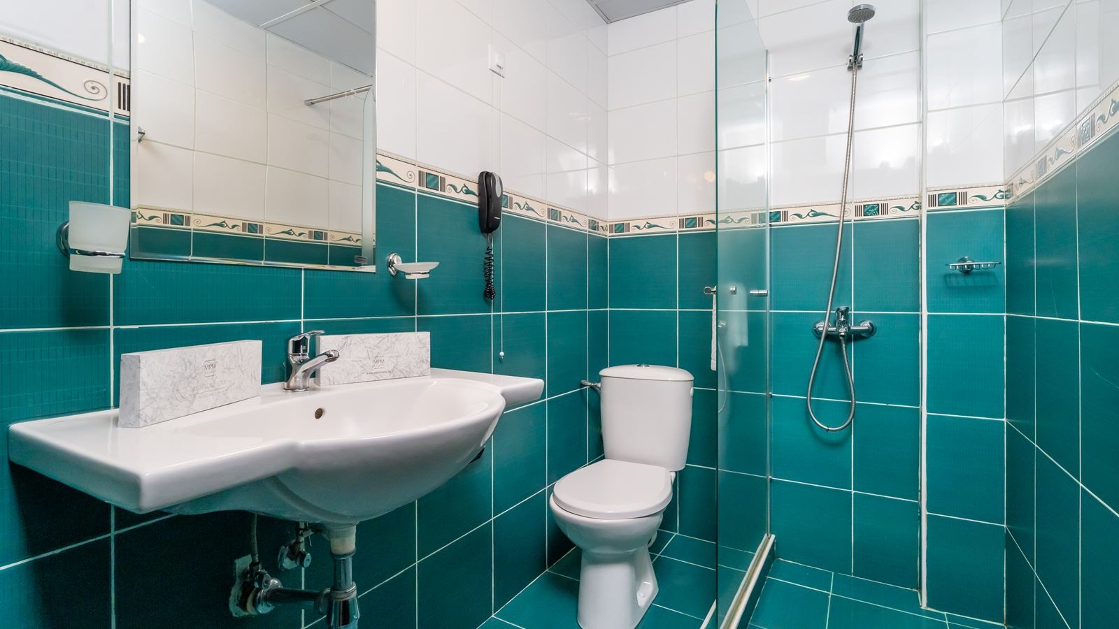 rooms-bed-twin-room-promo-without-balcony