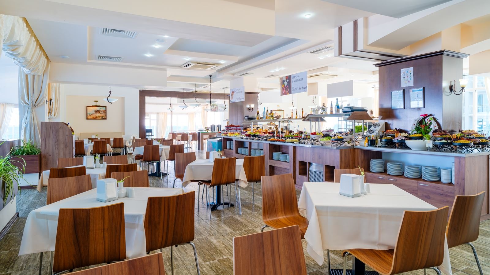 restaurants-main-restaurant