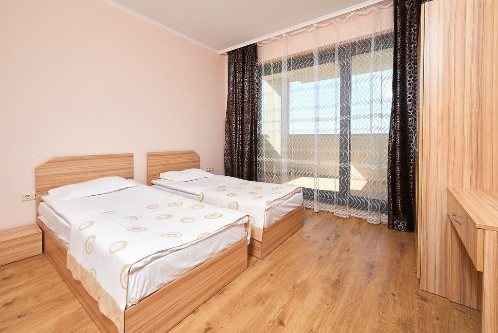 rooms-apartment-standard-balcony-or-terrace