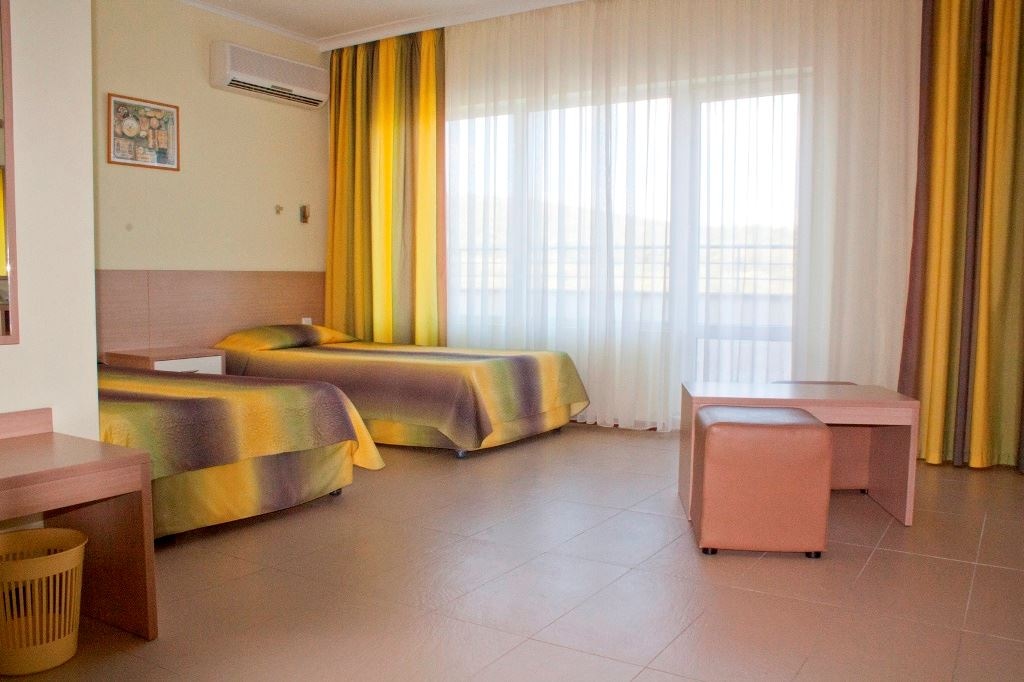 rooms-singleuse-standard-room-balcony