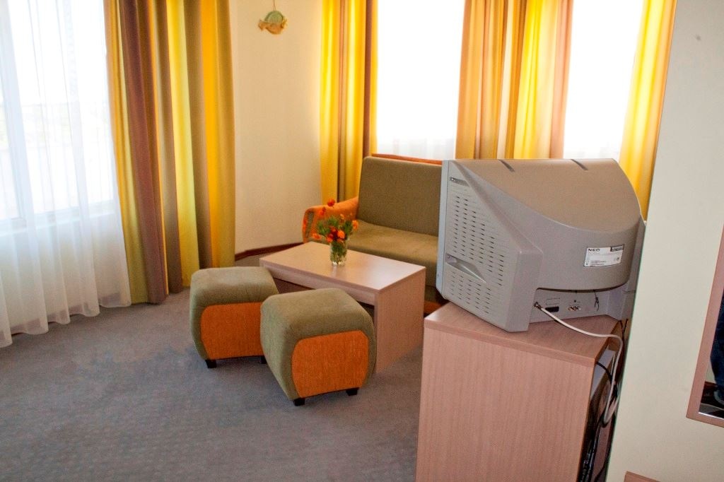 rooms-singleuse-deluxe-room-balcony