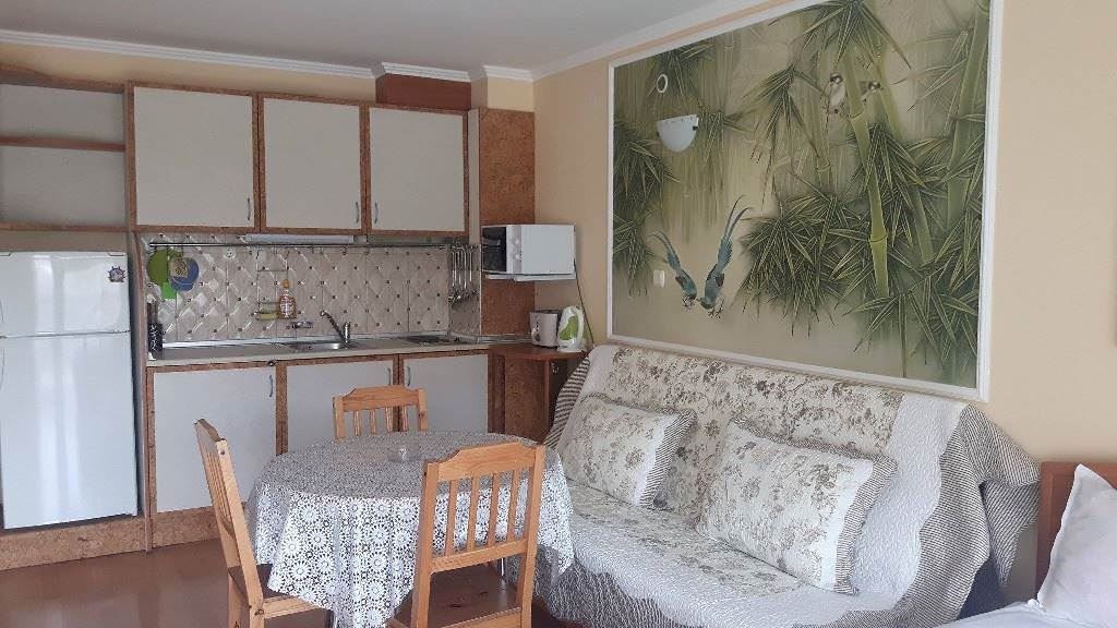 rooms-standard-studio-balcony-or-terrace