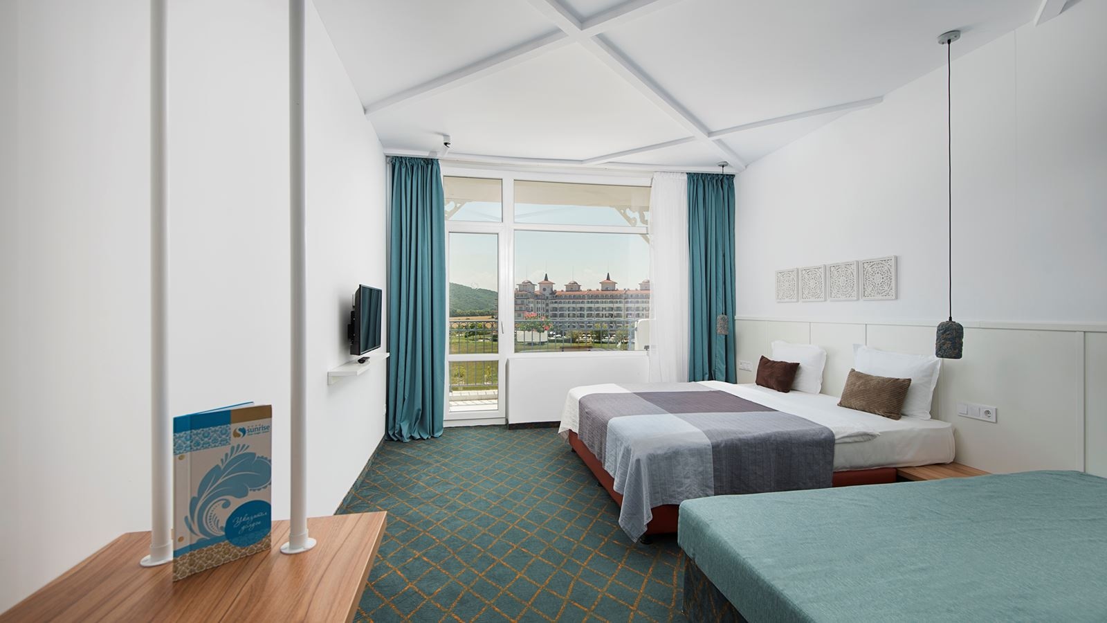 rooms-standard-room-park-view-balcony-or-terrace