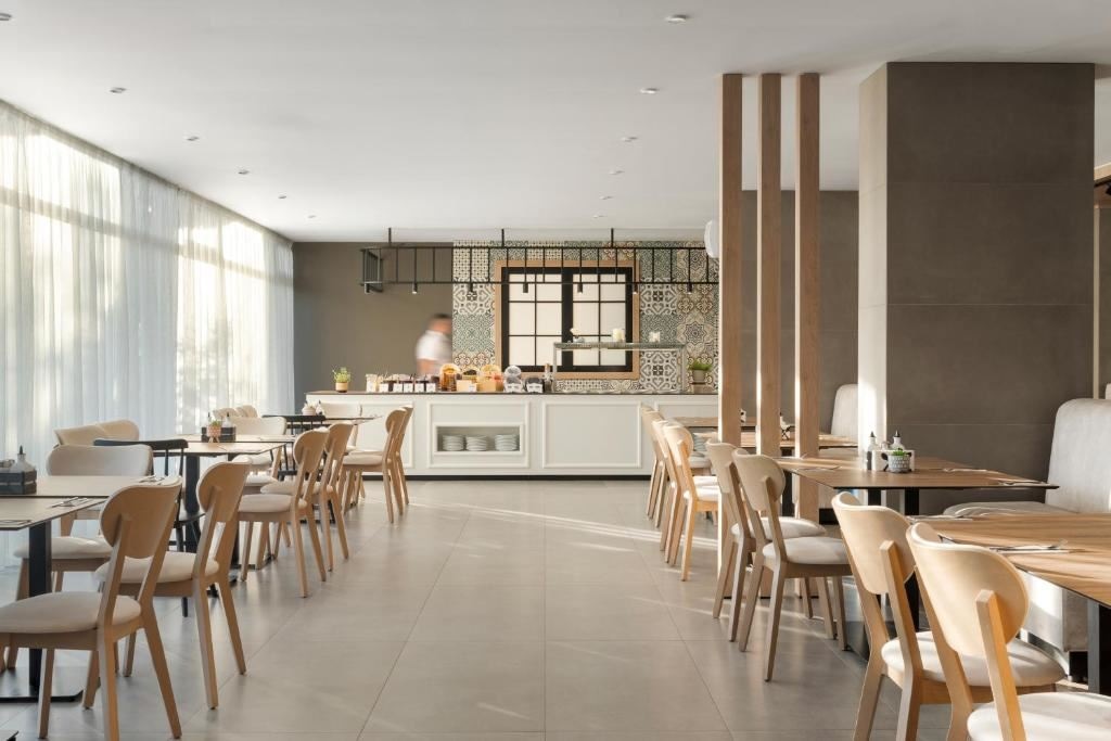 restaurants-restaurants