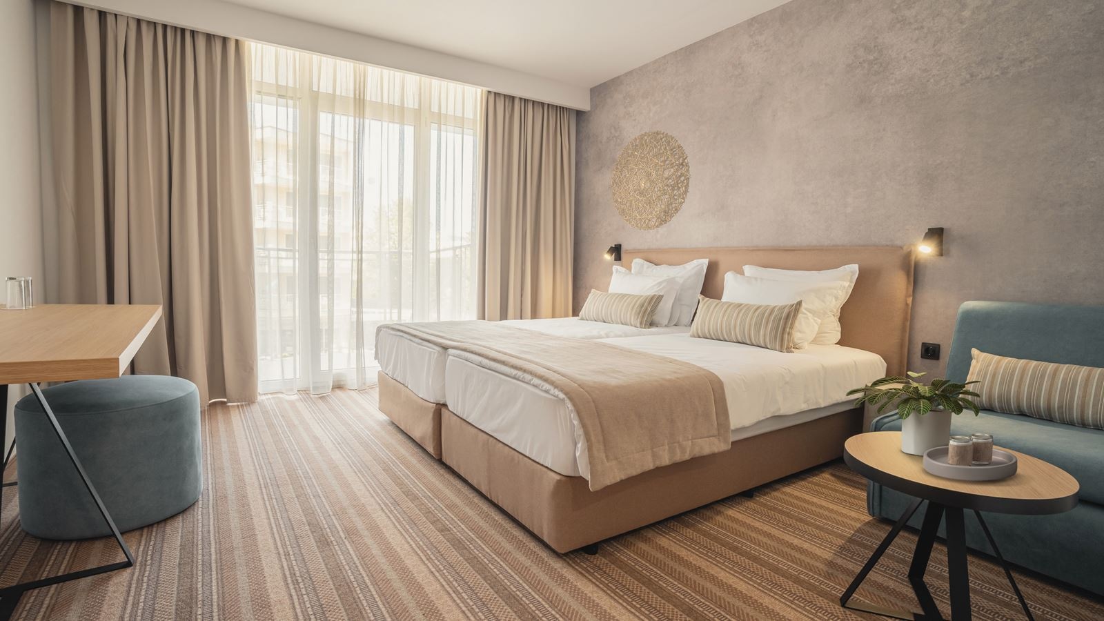 rooms-standard-studio-balcony