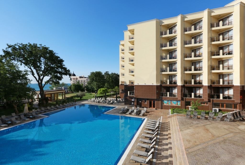 general-main-building