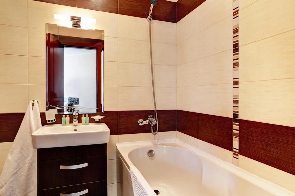 rooms-standard-studio-balcony-or-terrace