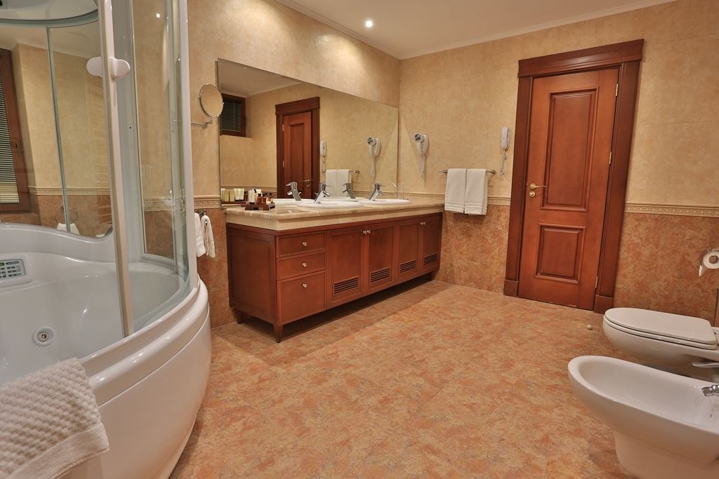 rooms-standard-suite-sea-view