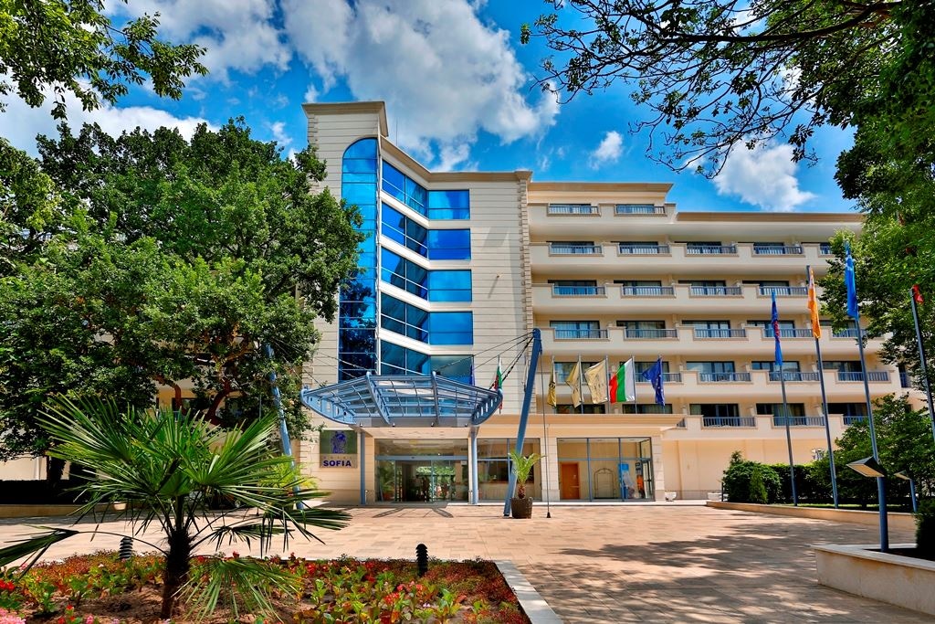 general-main-building