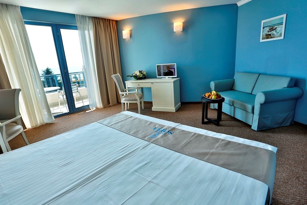 rooms-twin-standard-room