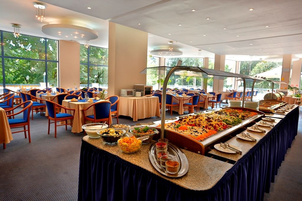 restaurants-main-restaurant