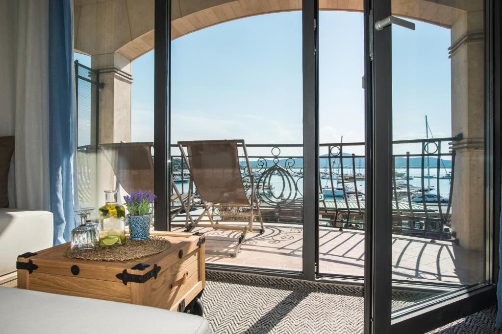 rooms-standard-room-sea-view-balcony-or-terrace