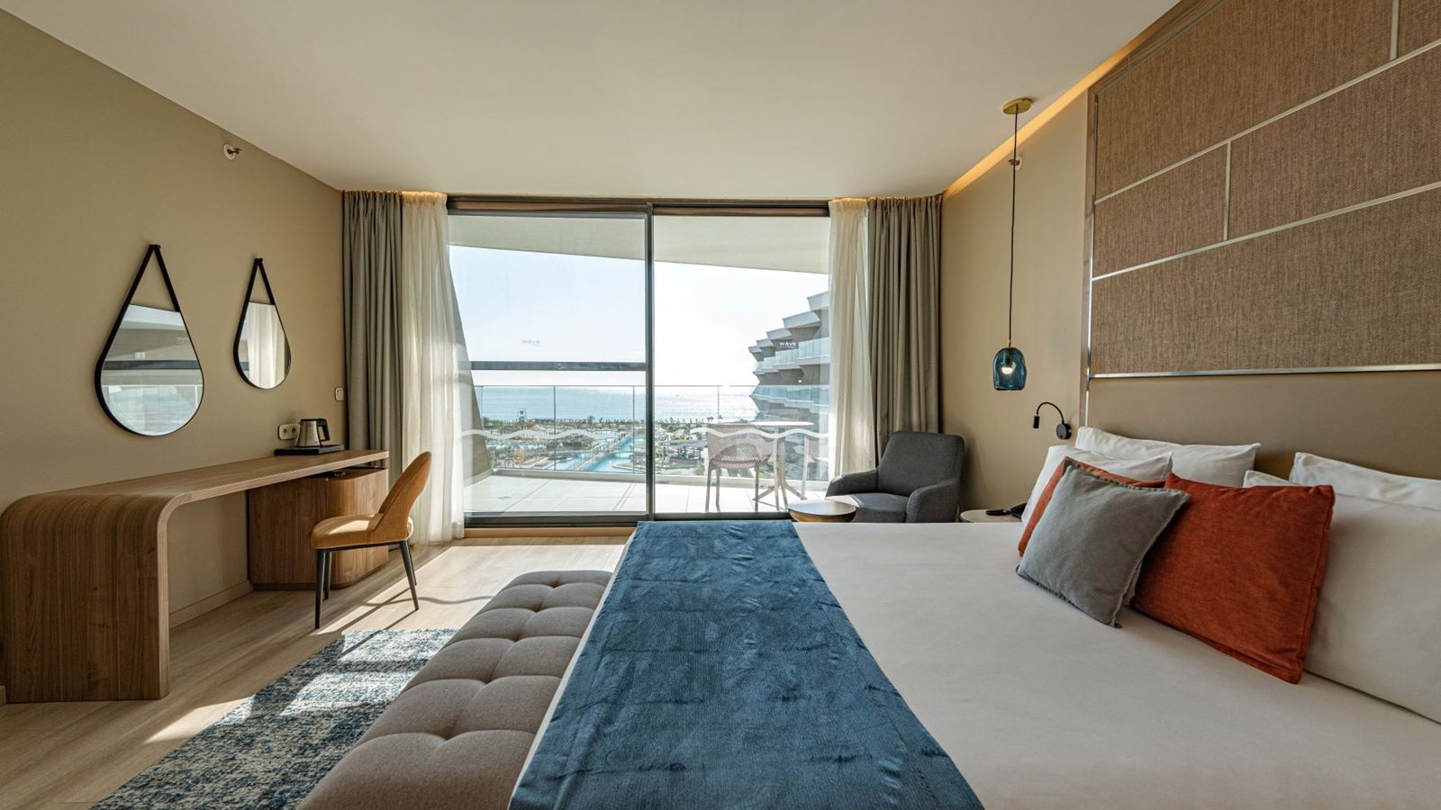 rooms-standard-family-room-seaview-balcony