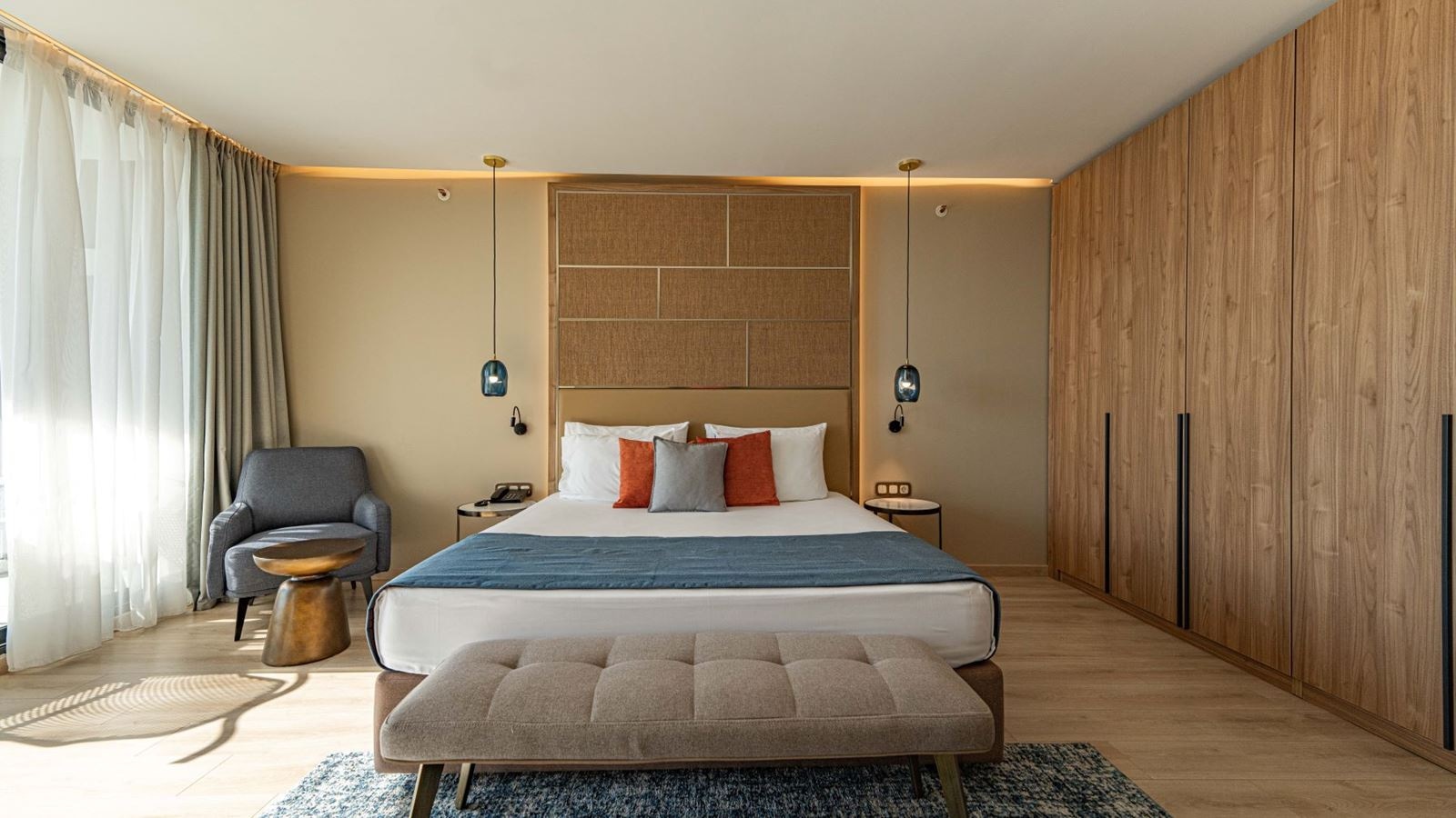 rooms-standard-family-room-seaview-balcony