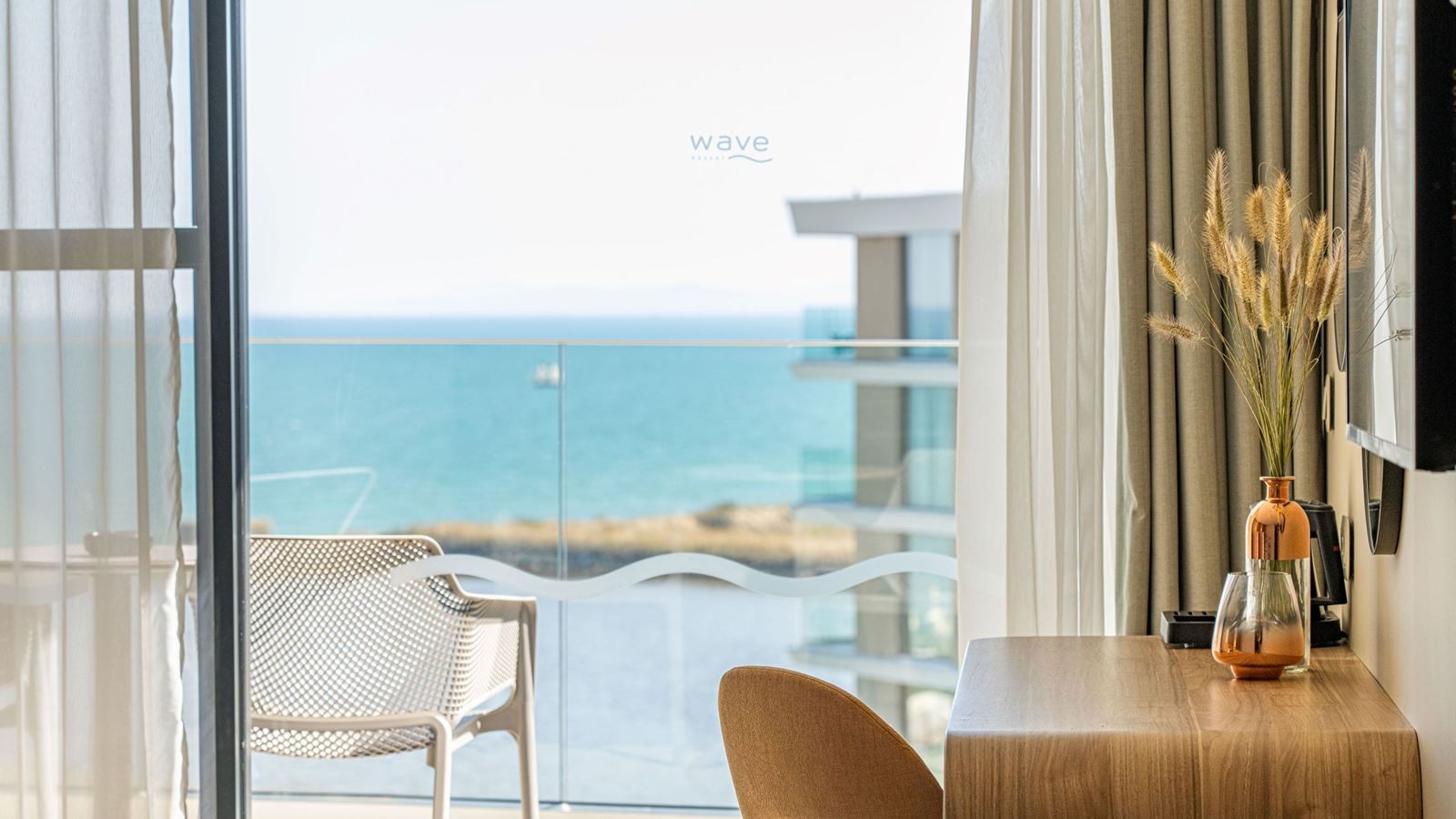 rooms-single--wchild-superior-room-balcony-or-terrace-