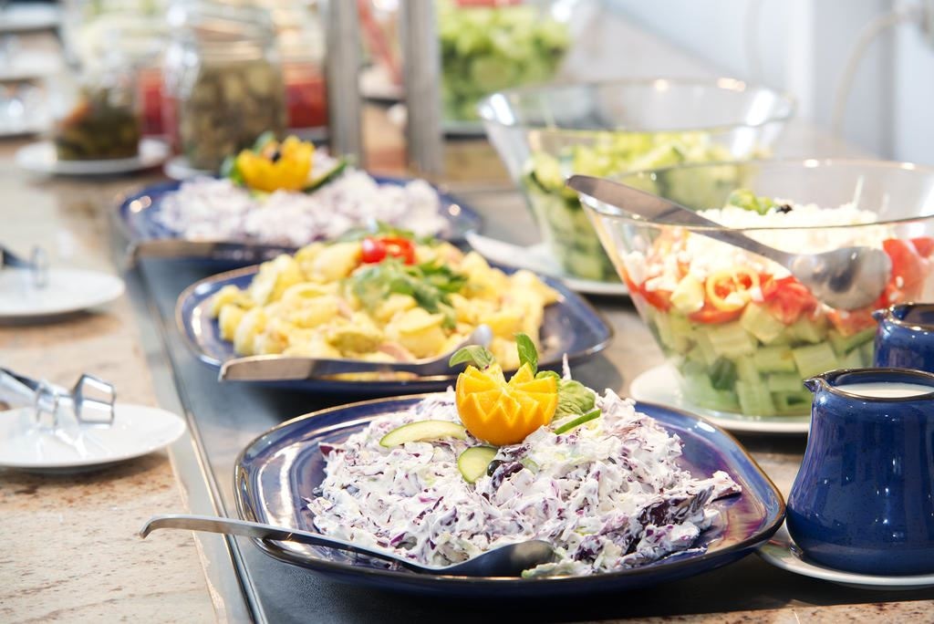 restaurants-restaurants