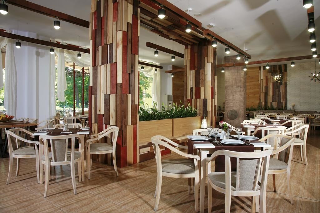 restaurants-restaurants