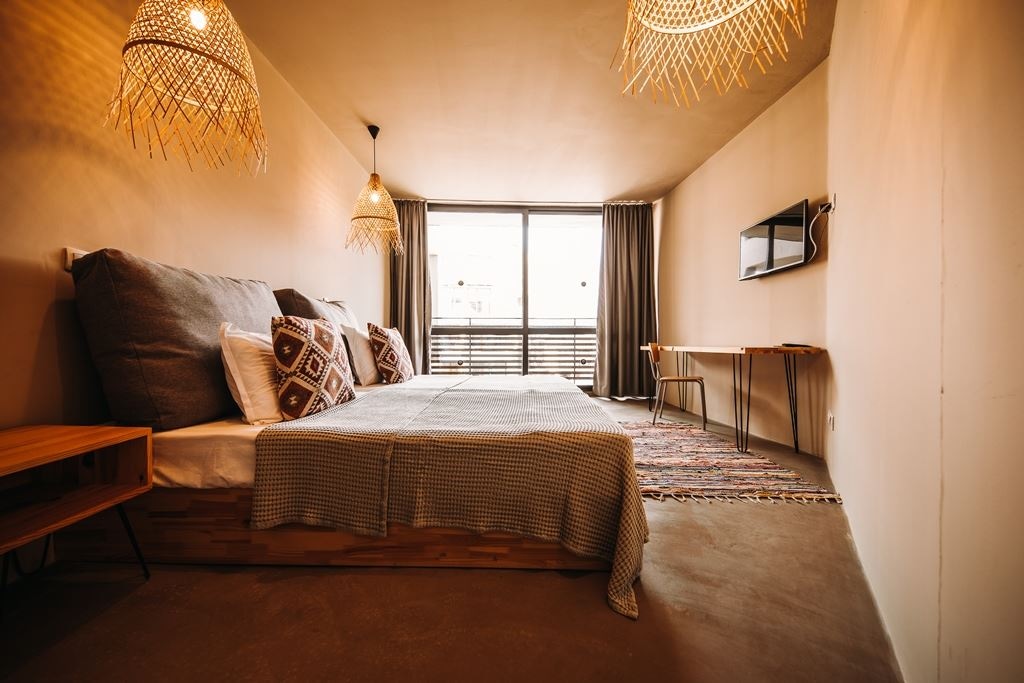 rooms-two-bedrooms-apartment-sea-side