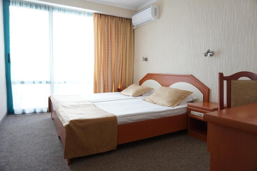 rooms-economy-room