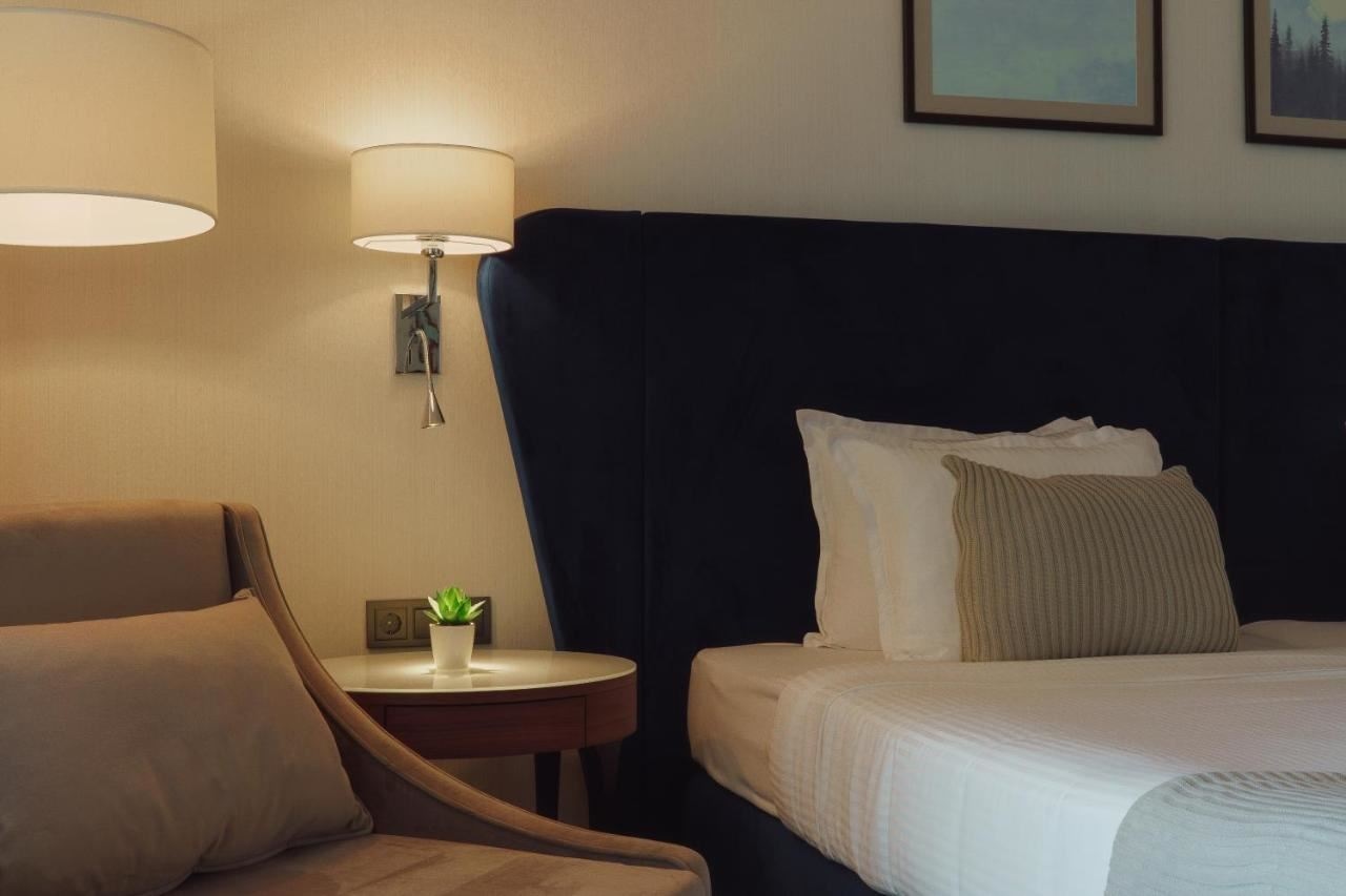 rooms-single-wchild-standard-room-balcony-or-terrace