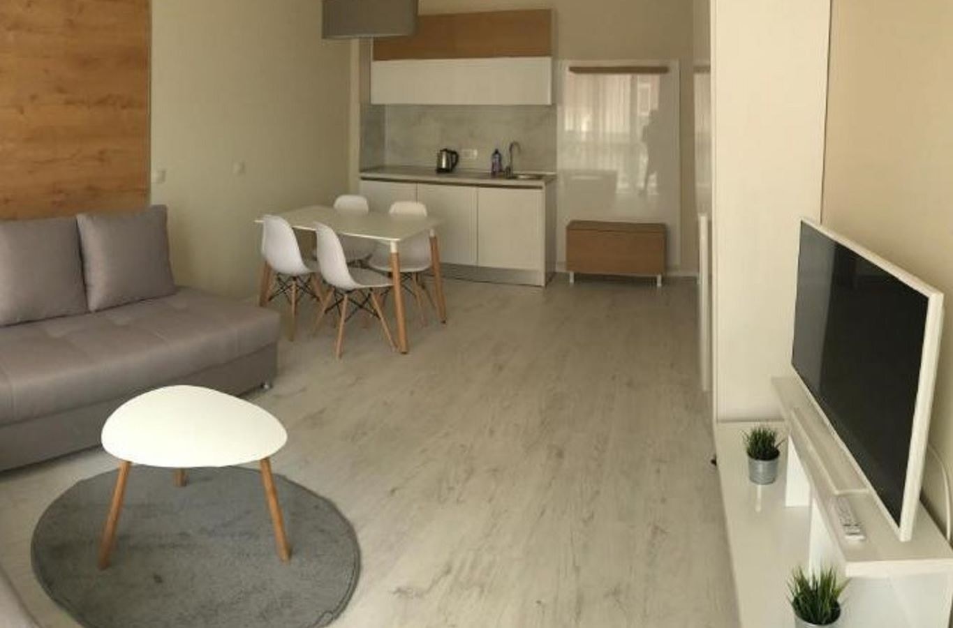 rooms-1-bedroom-standard-apartment-seaview-balcony