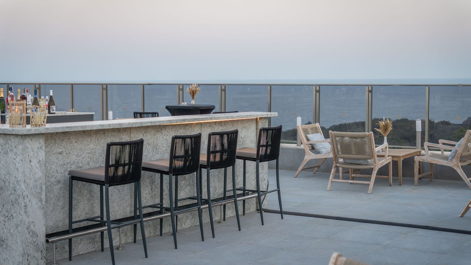 bars-rooftop-fusion-bar--lounge