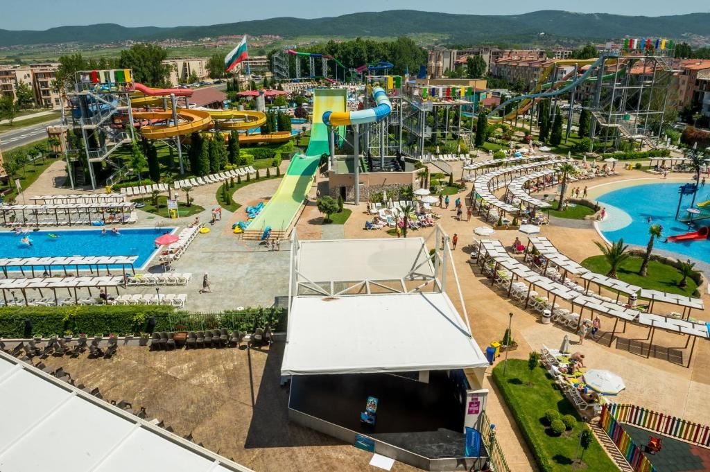 water-park-water-park