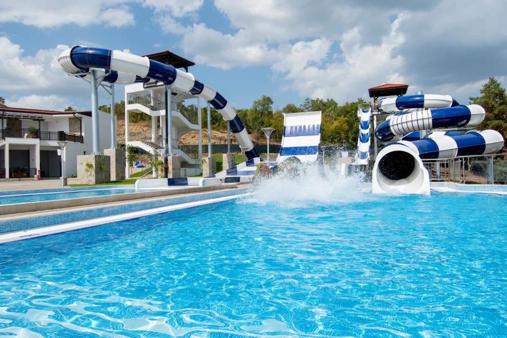 water-park-water-park