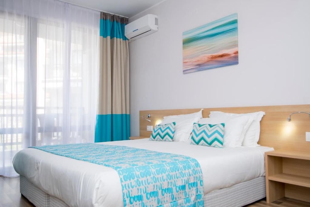 rooms-standard-room-balcony