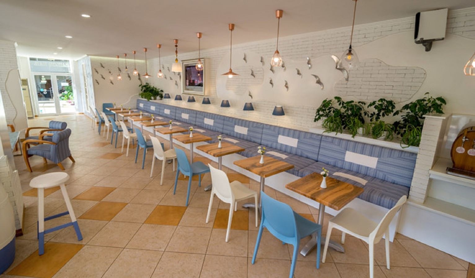 restaurants-restaurants