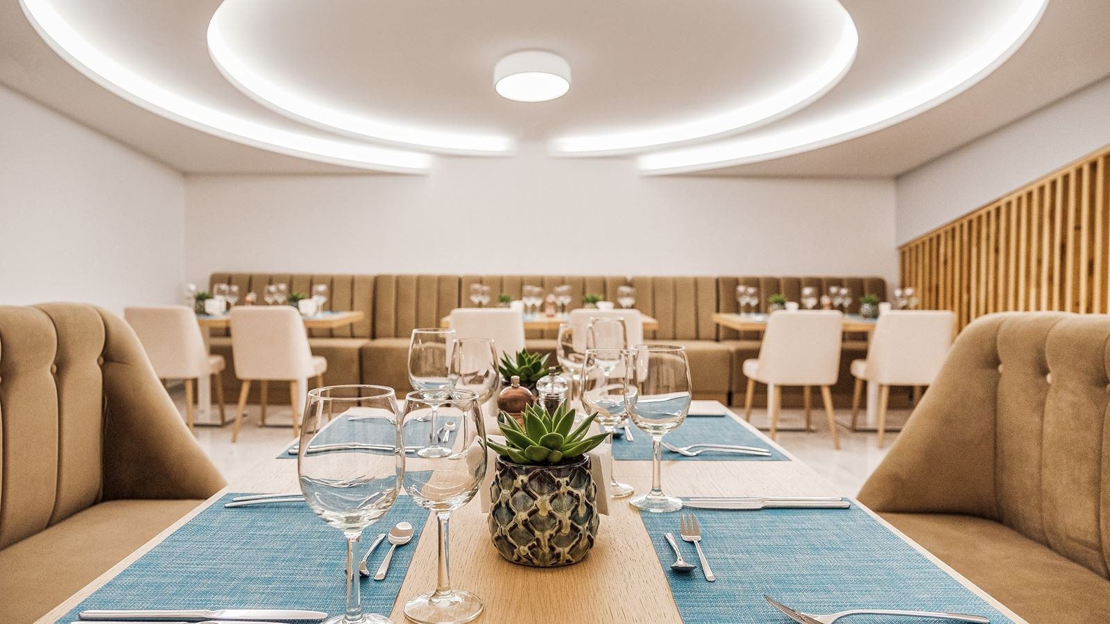 restaurants-blanca-alacarte-restaurant