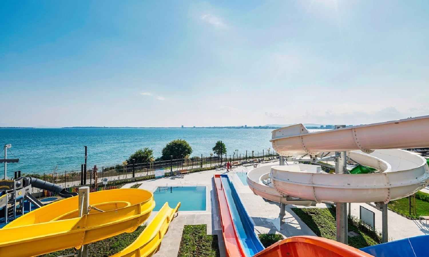 water-park-water-park