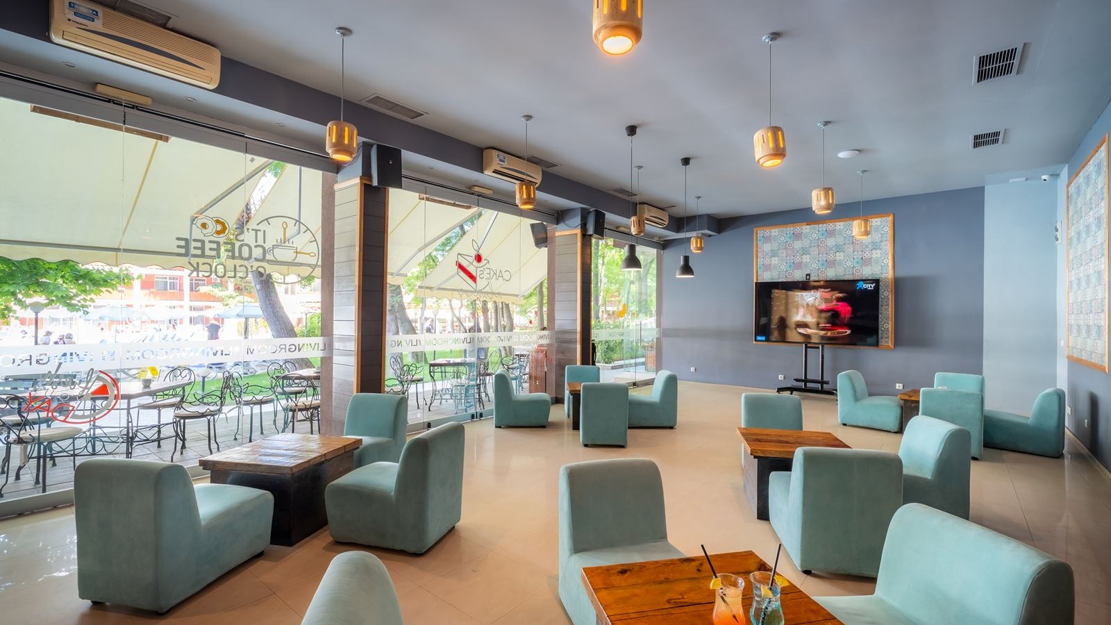 bars-the-living-room