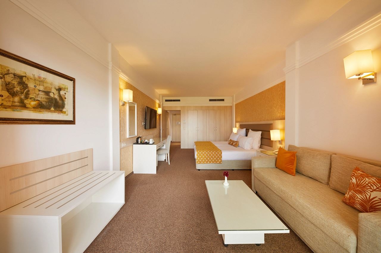 rooms-family-park-view