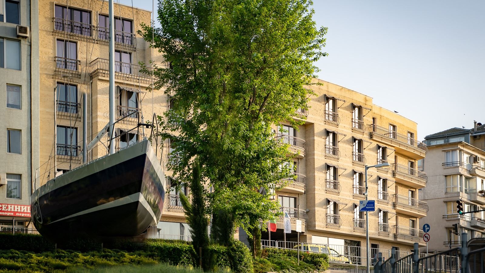 general-main-building