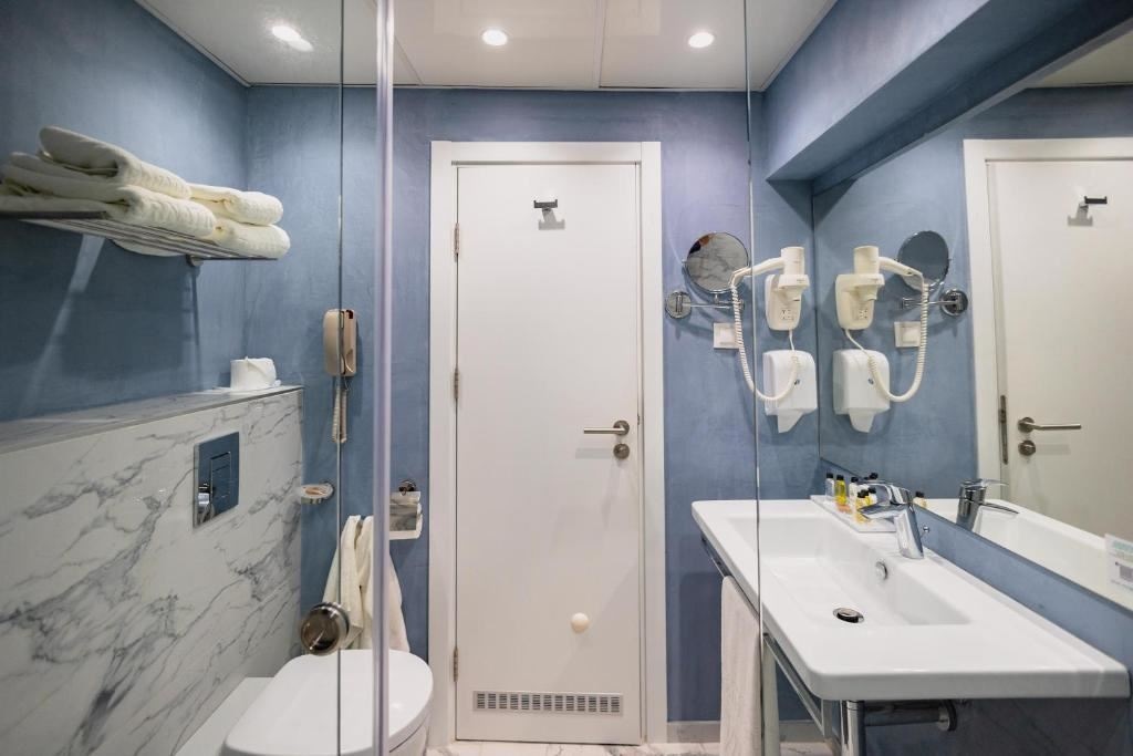 rooms-singleuse-deluxe-room-seaview-without-balcony