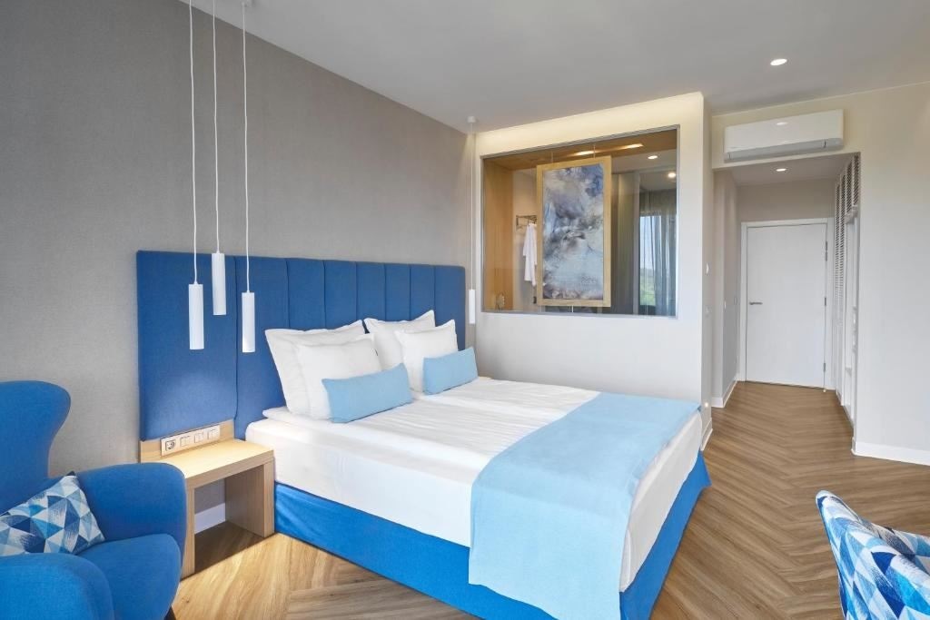 rooms-singleuse-standard-room-park-view-balcony