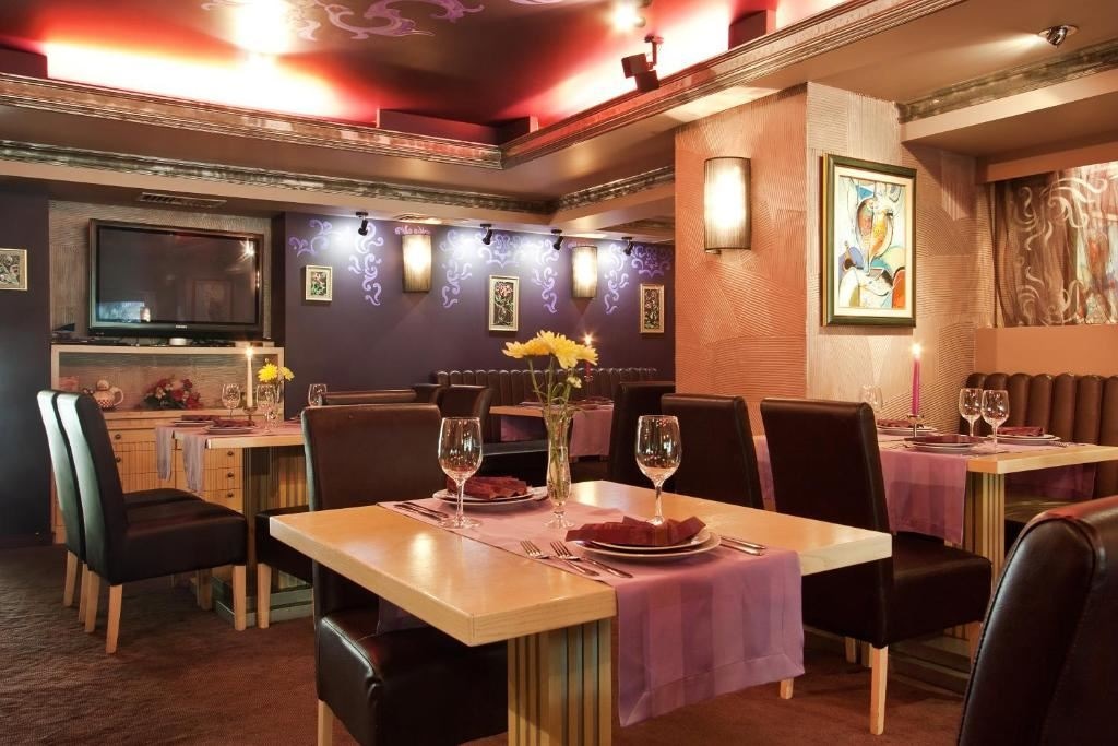 restaurants-main-restaurant