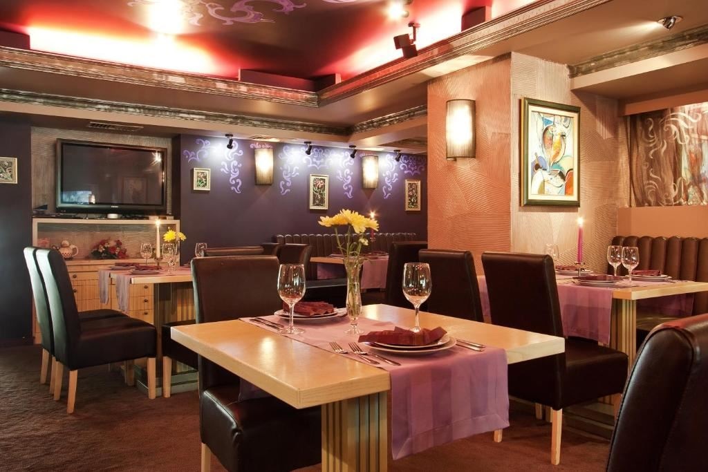 restaurants-main-restaurant