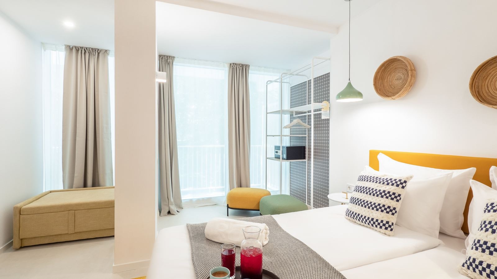 rooms-standard-room-balcony-or-terrace