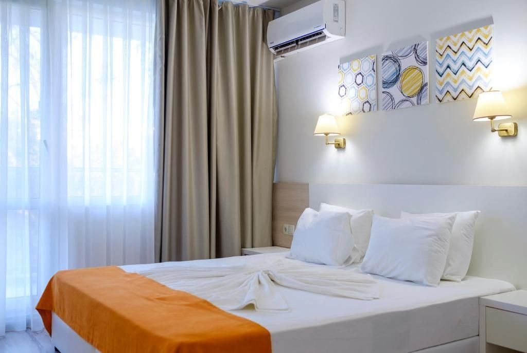 rooms-standard-room-balcony-or-terrace