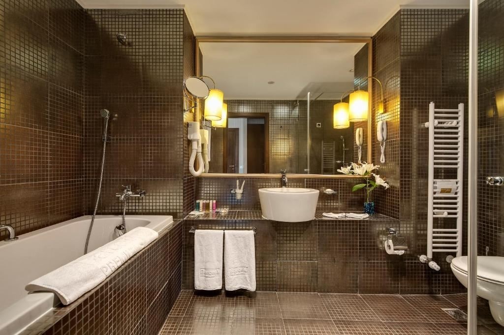 rooms-double-standard-room-balcony