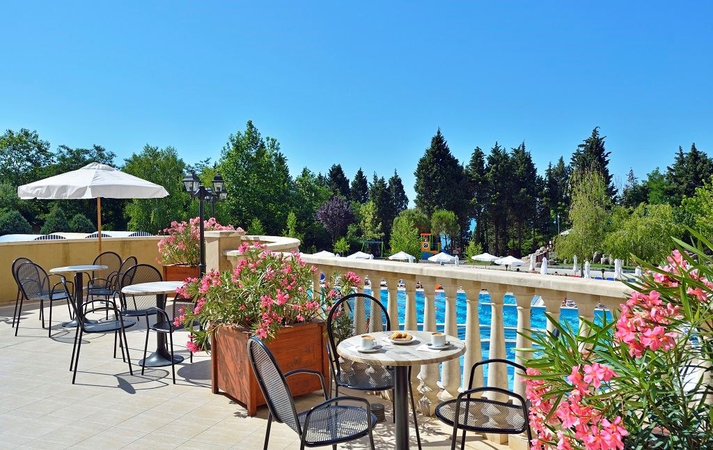 restaurants-lobby-bar