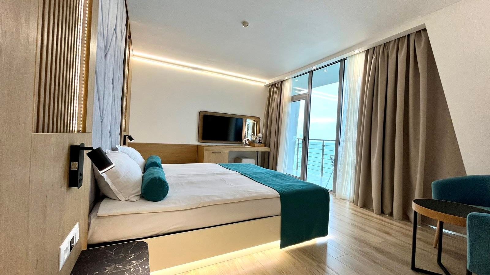 rooms-deluxe--double--room-sea-view