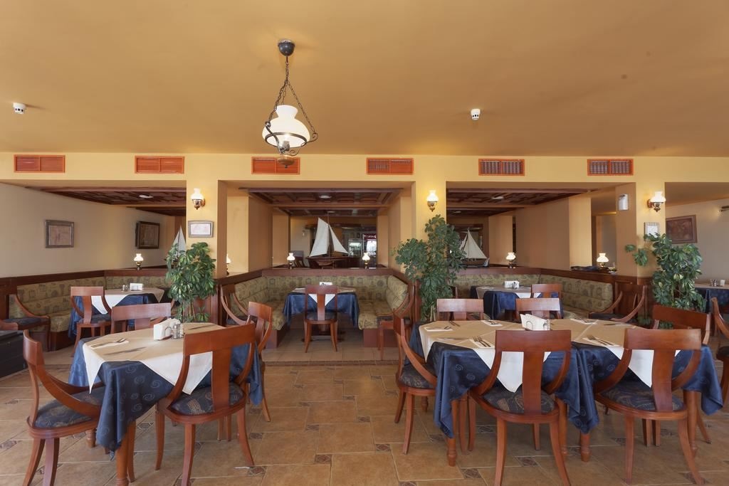 restaurants-restaurants